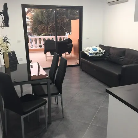 Apartment Wonderful In Tenerife Royal Gardens Resort! Playa de las Americas (Tenerife)